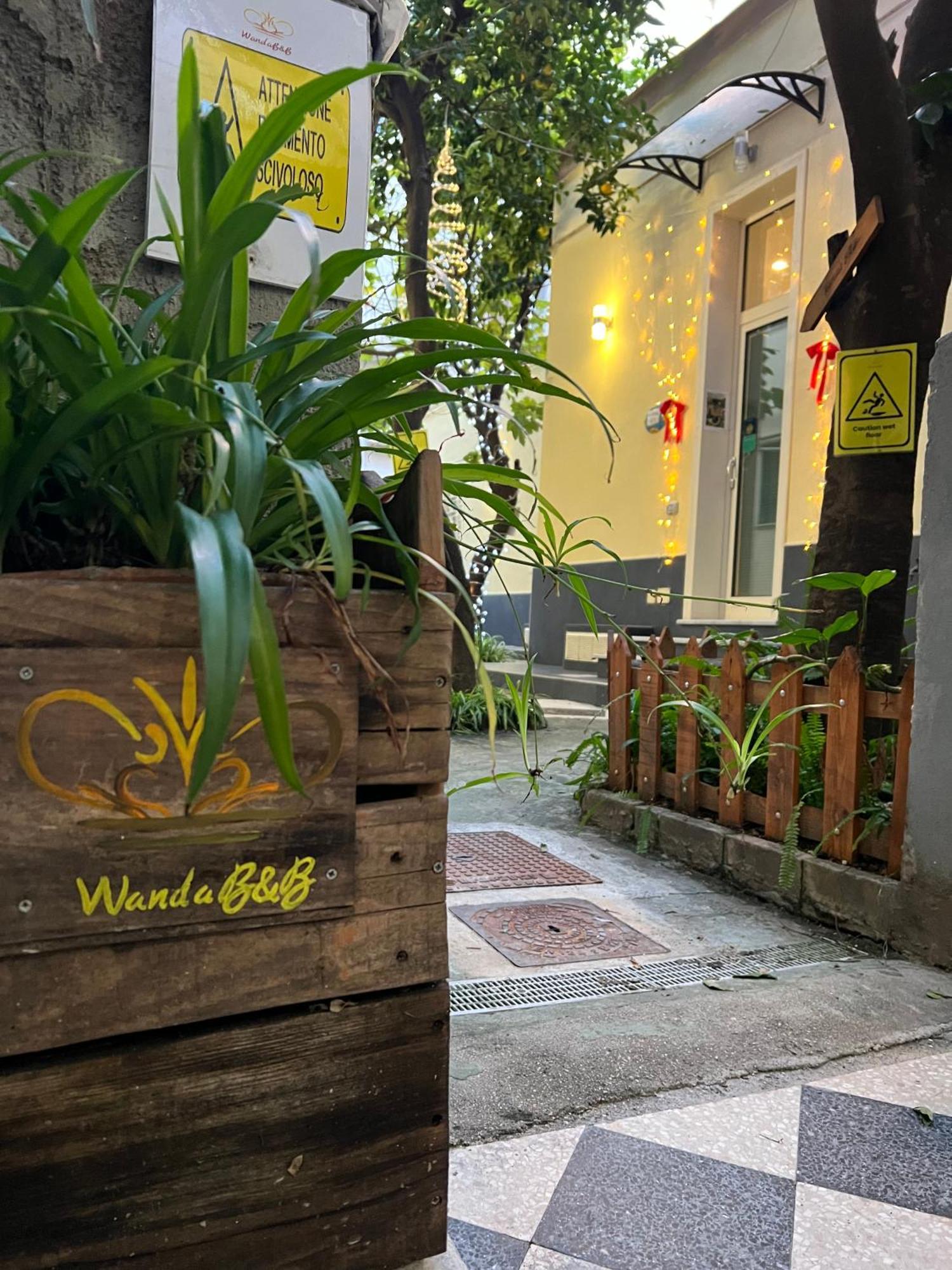 Wanda Bed&Breakfast Napels Buitenkant foto